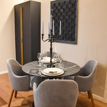 Nuova Cafe' Appartement *